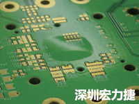 散熱差可能導致PCB阻焊層的剝離。