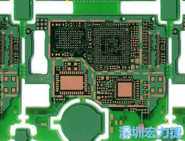 在產(chǎn)品極度要求小型化設(shè)計時，可利用HDI板材壓縮主板面積，同時具減輕重量優(yōu)點。